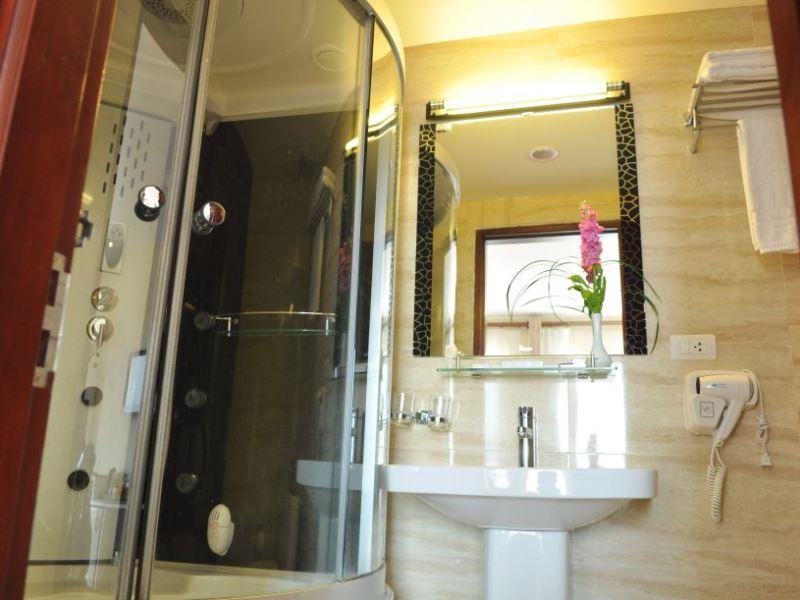 Hanoi Legacy Hotel - Hoan Kiem Экстерьер фото